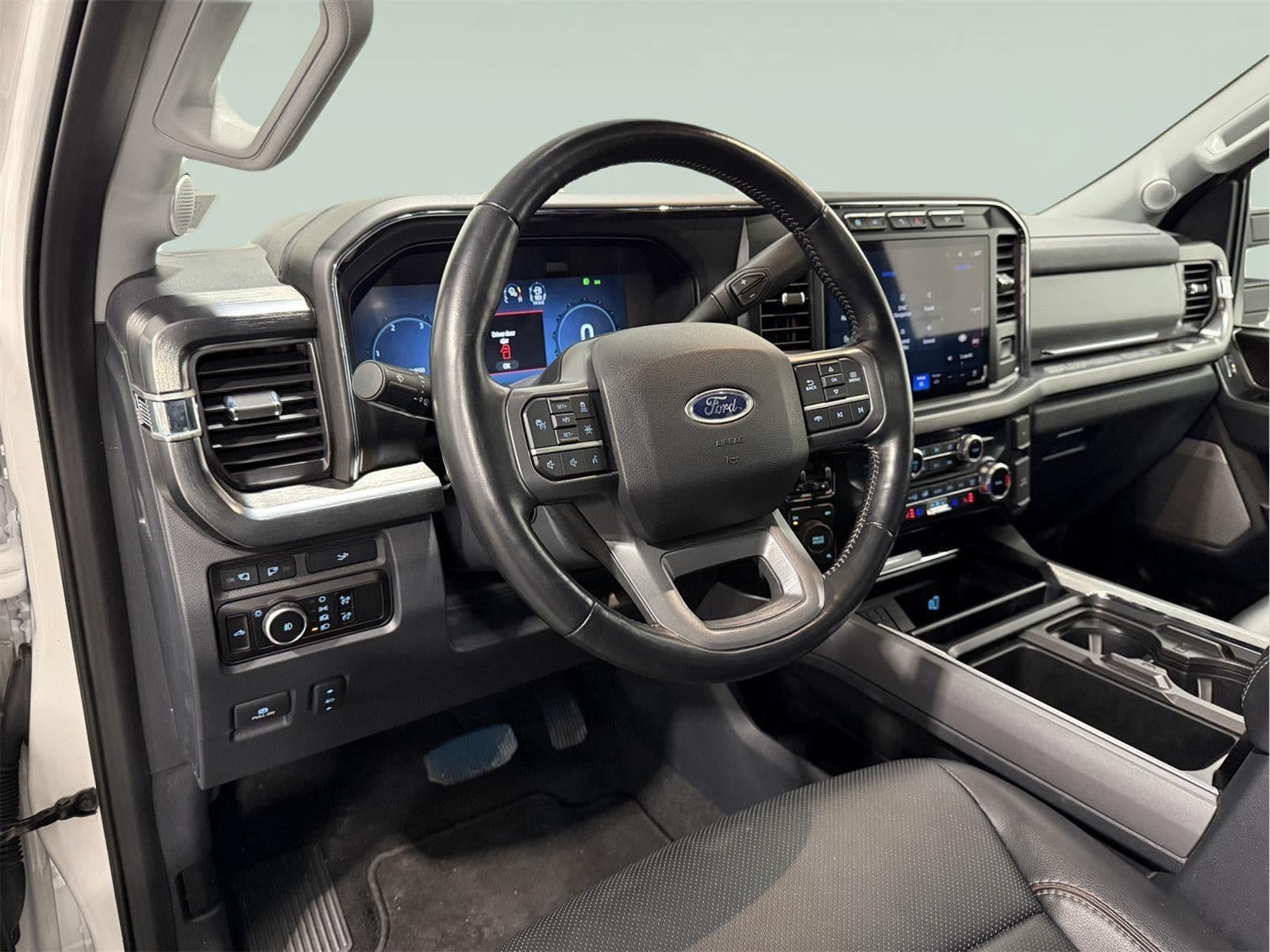 2023 Ford F-250 LARIAT