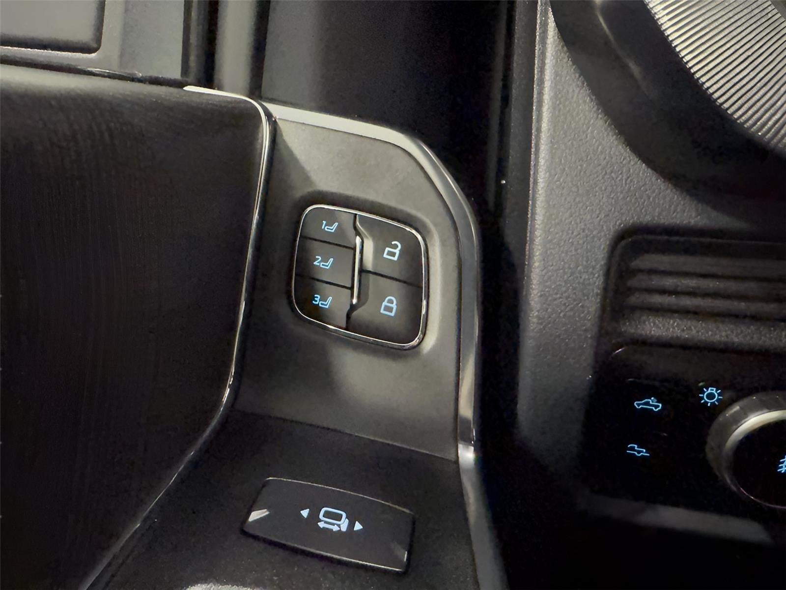 2025 Ford F-250 Platinum