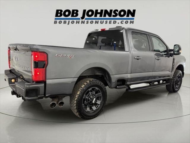 2023 Ford F-350 LARIAT