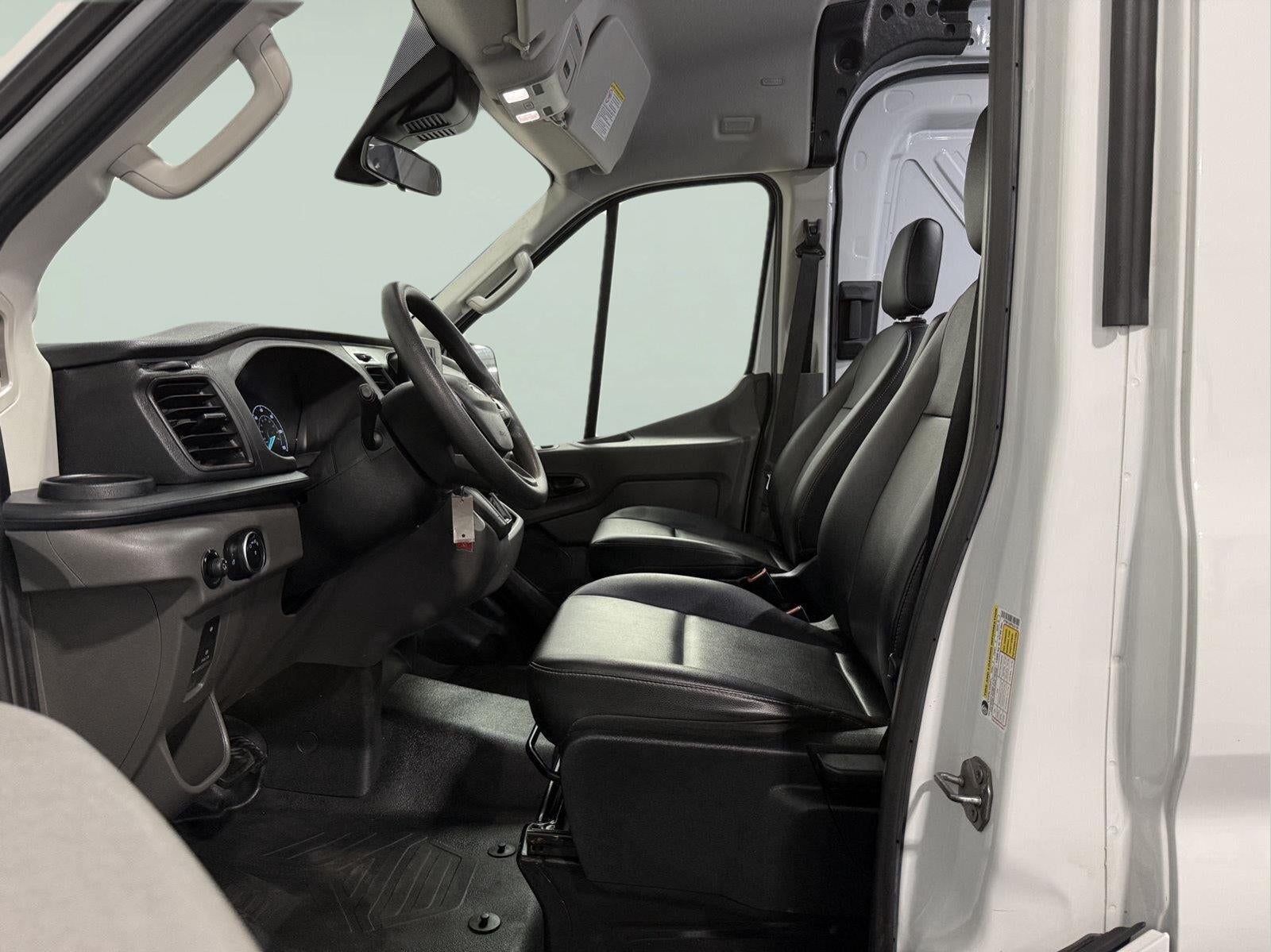 2023 Ford Furgoneta de carga Transit-250 T-250 130' Med Rf 9070 GVWR RWD