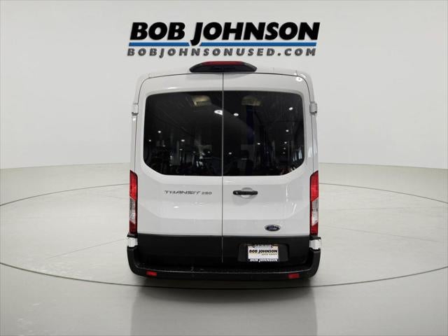 2023 Ford Furgoneta de carga Transit-250 T-250 130' Med Rf 9070 GVWR RWD
