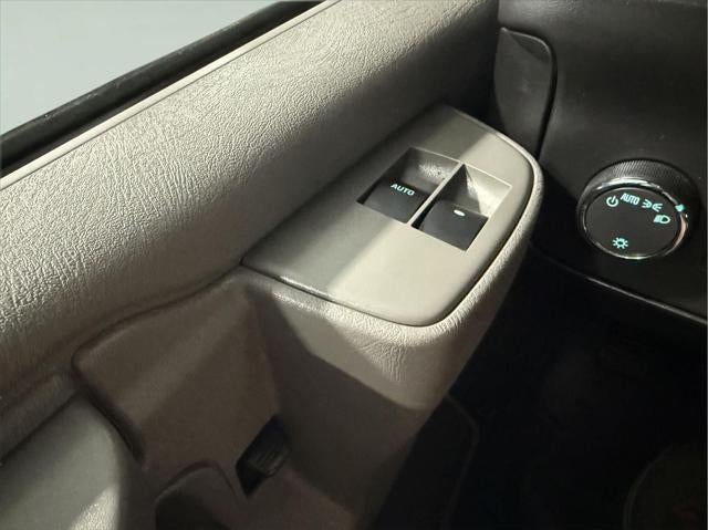 2019 Chevrolet Express 2500 LS