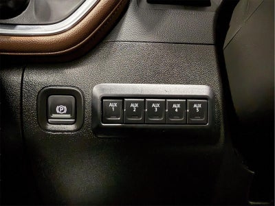 2022 Chevrolet Silverado 3500HD 4WD Crew Cab Standard Bed High Country