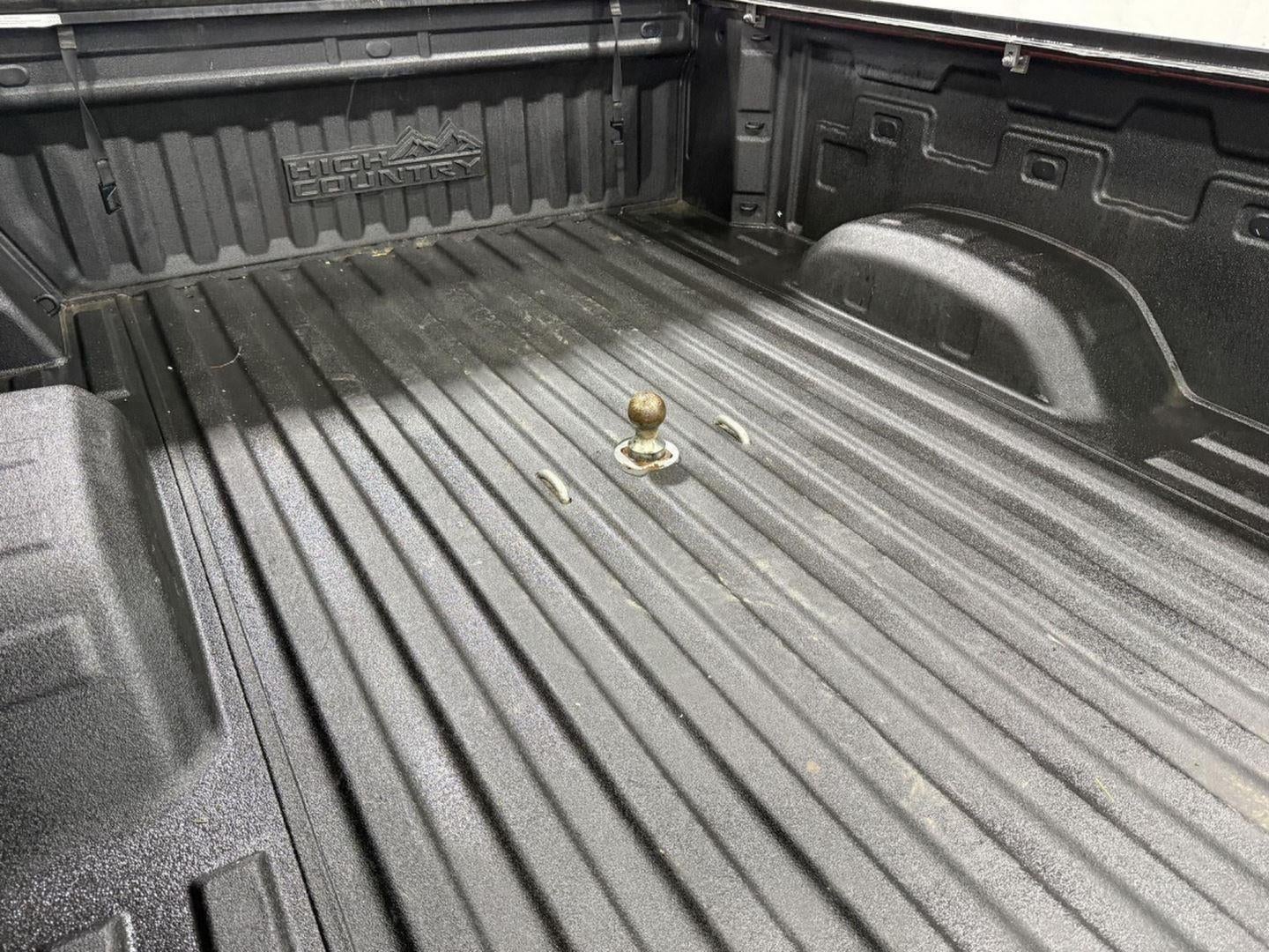 2022 Chevrolet Silverado 3500HD 4WD Crew Cab Standard Bed High Country