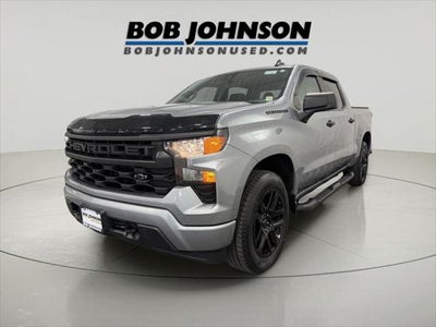 2023 Chevrolet Silverado 1500 4WD Crew Cab Short Bed Custom