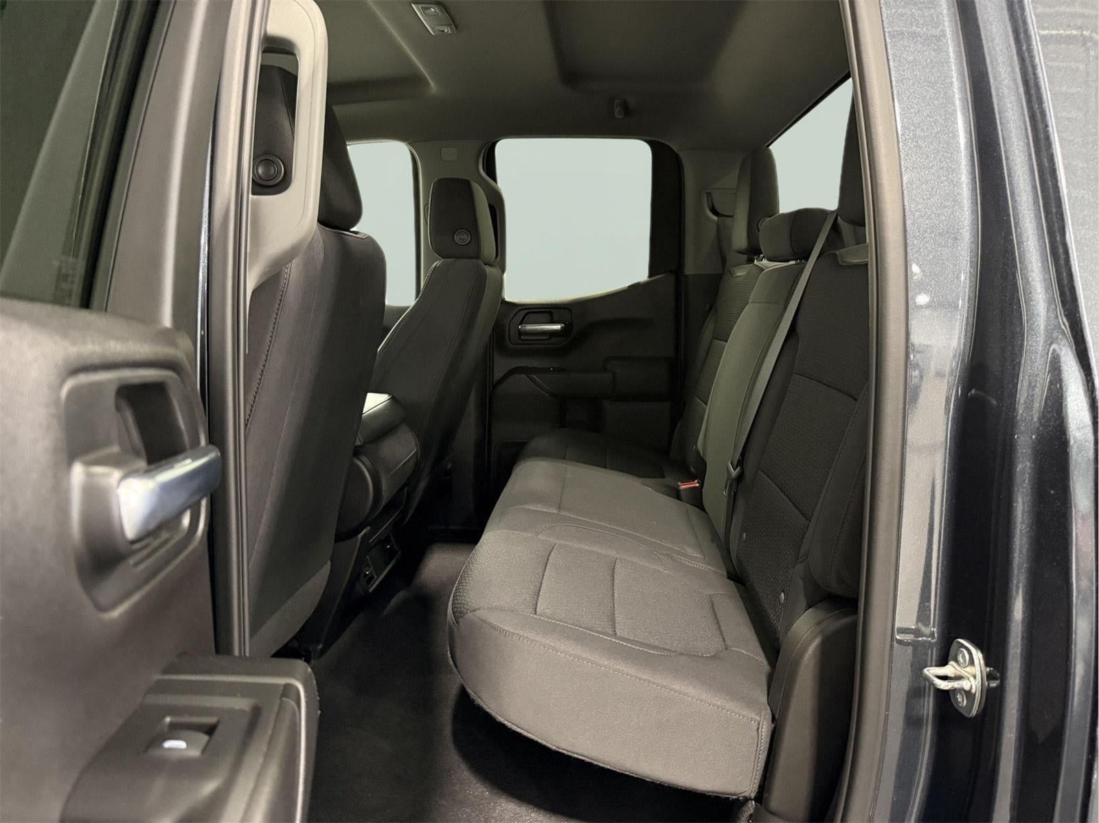 2020 Chevrolet Silverado 1500 4WD Double Cab Standard Bed Custom