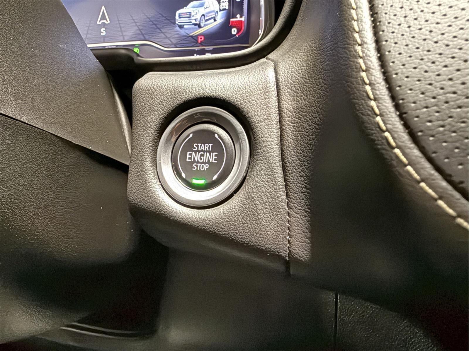 2024 GMC Yukon XL 4WD SLT