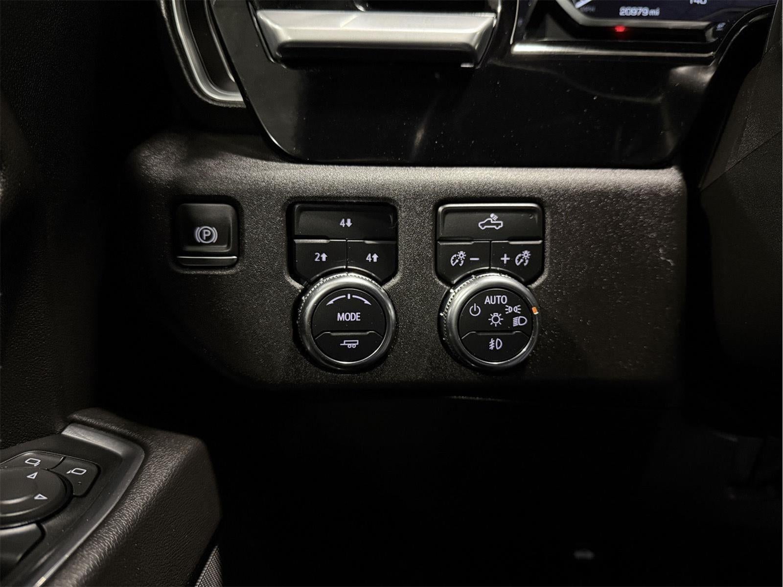 2024 GMC Sierra 3500HD 4WD Crew Cab Standard Bed SLE