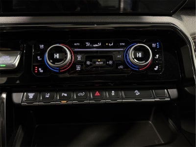 2024 GMC Sierra 3500HD 4WD Crew Cab Standard Bed AT4