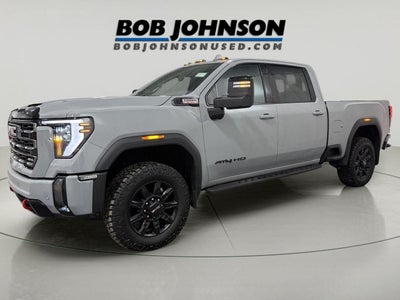 2024 GMC Sierra 3500HD 4WD Crew Cab Standard Bed AT4