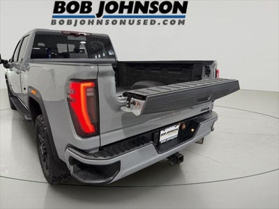 2024 GMC Sierra 3500HD 4WD Crew Cab Standard Bed AT4