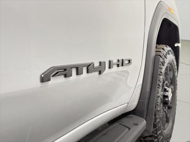 2024 GMC Sierra 3500HD 4WD Crew Cab Standard Bed AT4