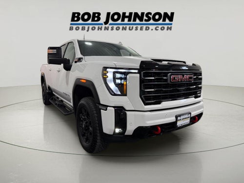 2025 GMC Sierra 2500HD 4WD Crew Cab Standard Bed AT4