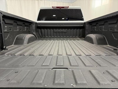 2025 GMC Sierra 2500HD 4WD Crew Cab Standard Bed AT4