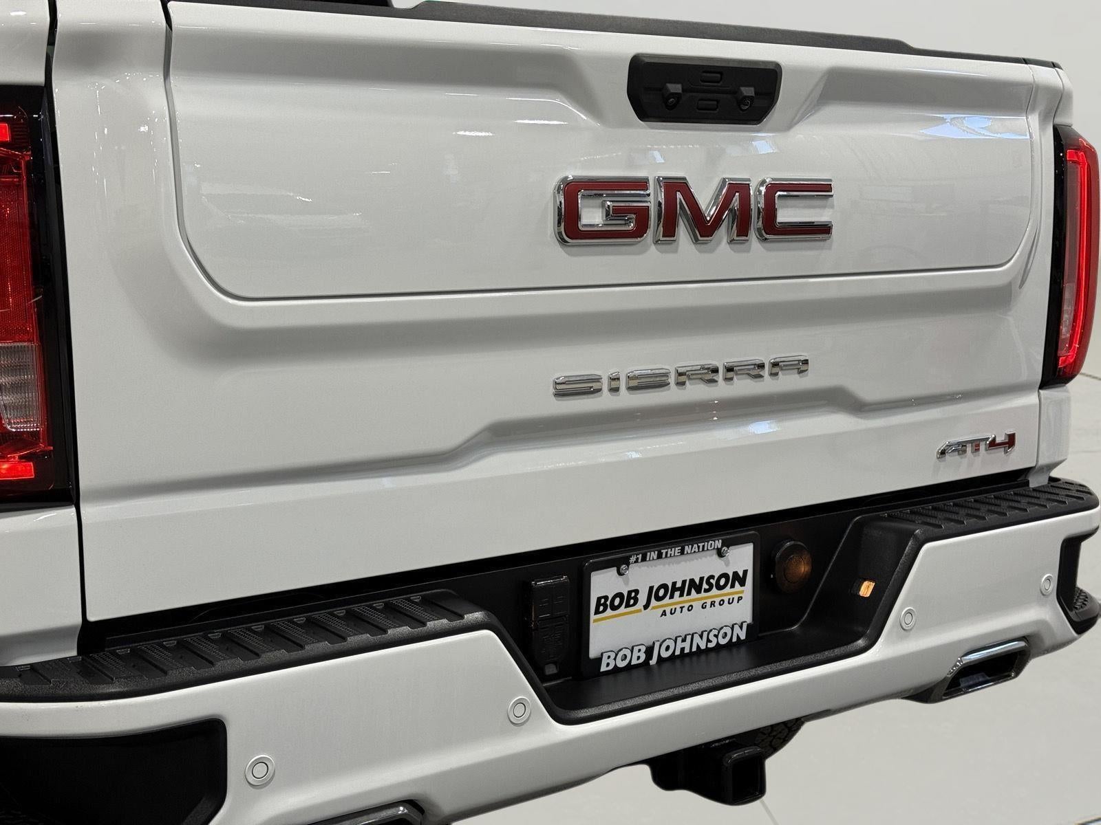 2025 GMC Sierra 1500 4WD Crew Cab Short Box AT4