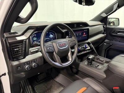 2025 GMC Sierra 1500 4WD Crew Cab Short Box AT4
