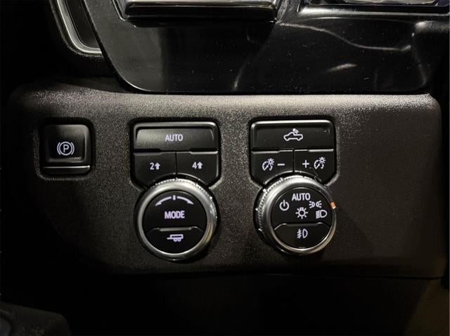 2023 GMC Sierra 1500 4WD Double Cab Standard Box Elevation with 3SB