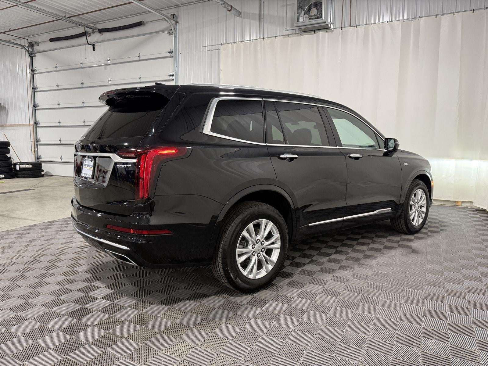 2024 Cadillac XT6 Luxury