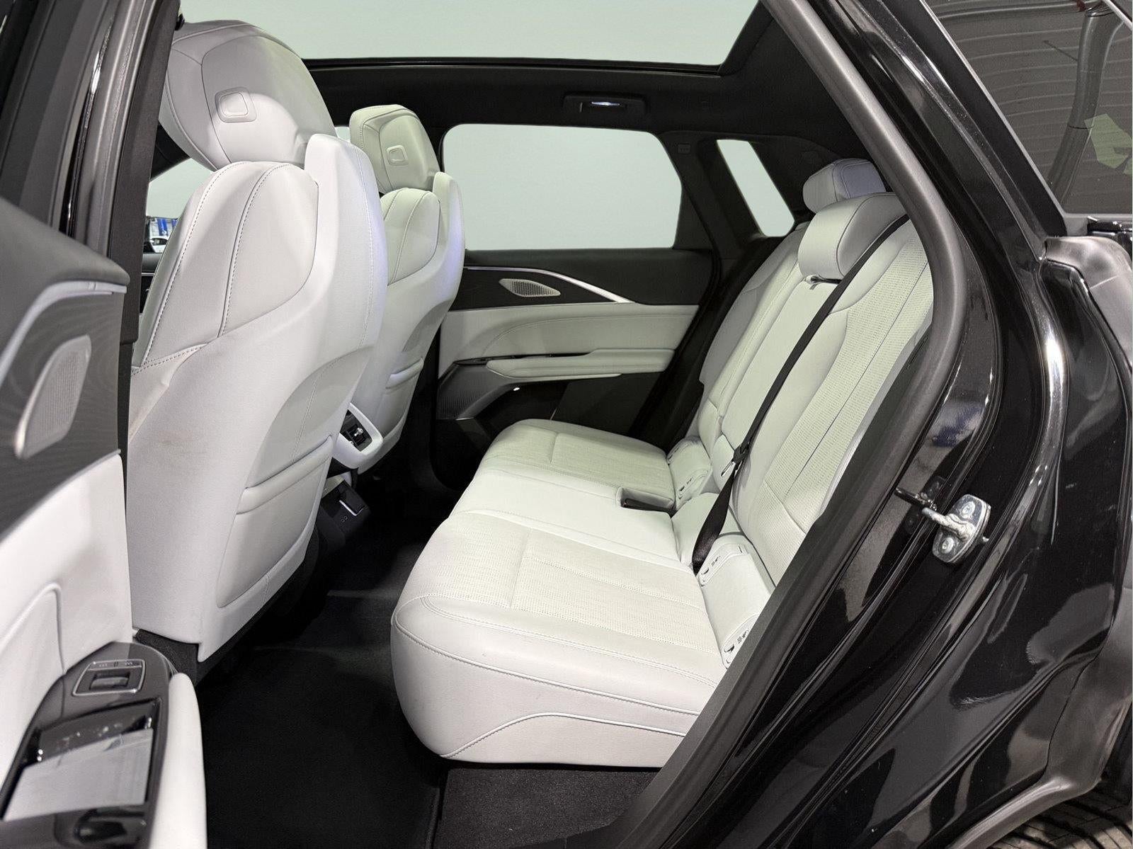 2024 Cadillac LYRIQ Sport w/1SJ