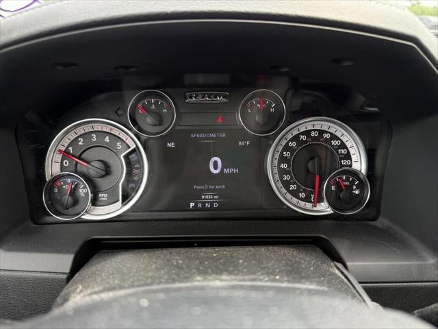 2017 RAM 3500 Laramie Crew Cab 4x4 6'4' Box