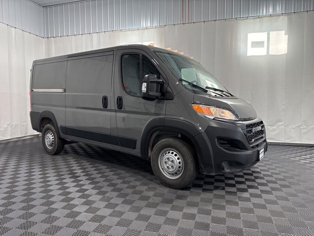 2025 RAM ProMaster 1500 Cargo Van Tradesman Low Roof 136' WB w/Pass Seat