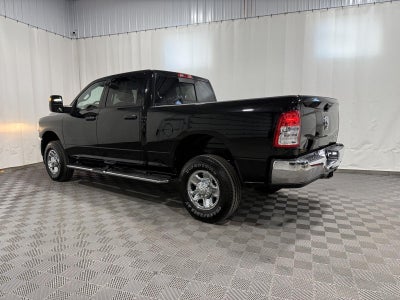 2024 RAM 2500 Tradesman Crew Cab 4x4 6'4' Box