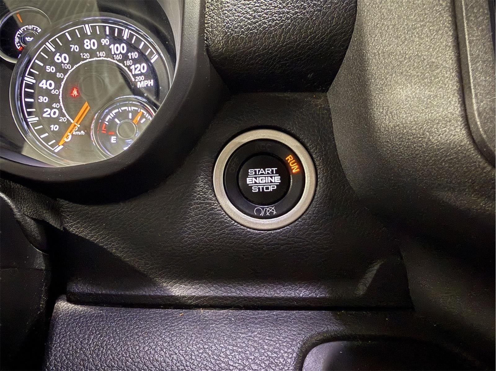 2021 RAM 2500 Tradesman Crew Cab 4x4 6'4' Box