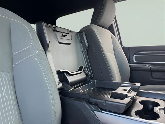 2021 RAM 2500 Big Horn Crew Cab 4x4 6'4' Box