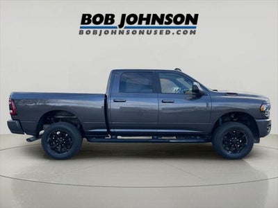 2021 RAM 2500 Big Horn Crew Cab 4x4 6'4' Box