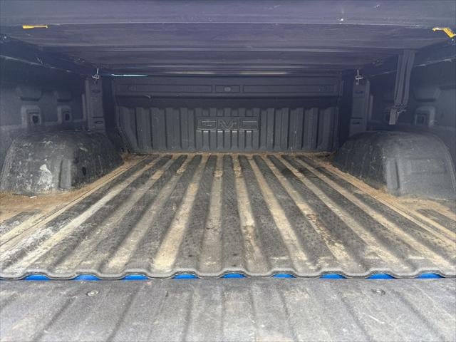 2023 GMC Sierra 1500 4WD Crew Cab Short Box Elevation with 3SB