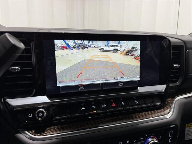 2025 GMC Sierra 1500 4WD Crew Cab Short Box Elevation with 3SB