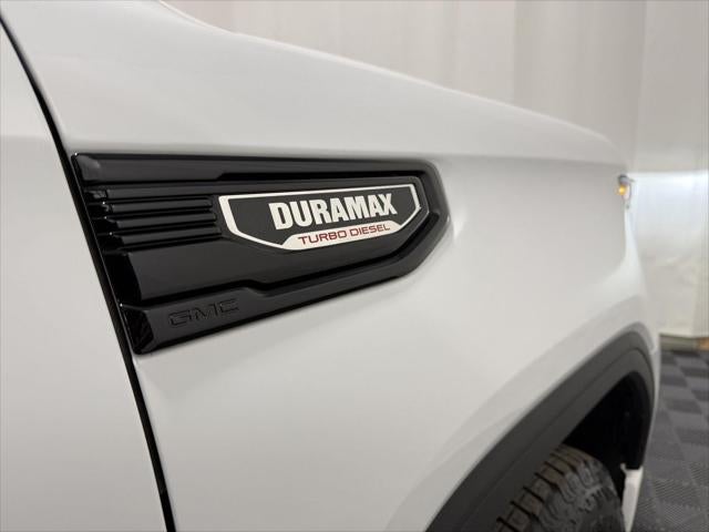 2025 GMC Sierra 1500 4WD Crew Cab Short Box Elevation with 3SB