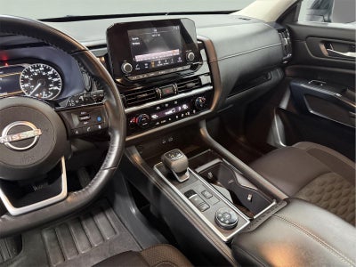 2022 Nissan Pathfinder SV 4WD
