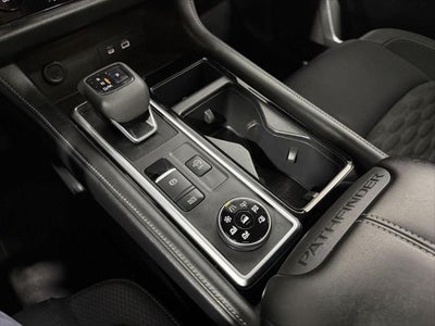 2022 Nissan Pathfinder SV 4WD