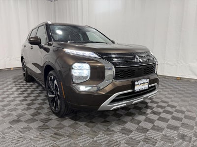 2022 Mitsubishi Outlander SEL Special Edition 2WD