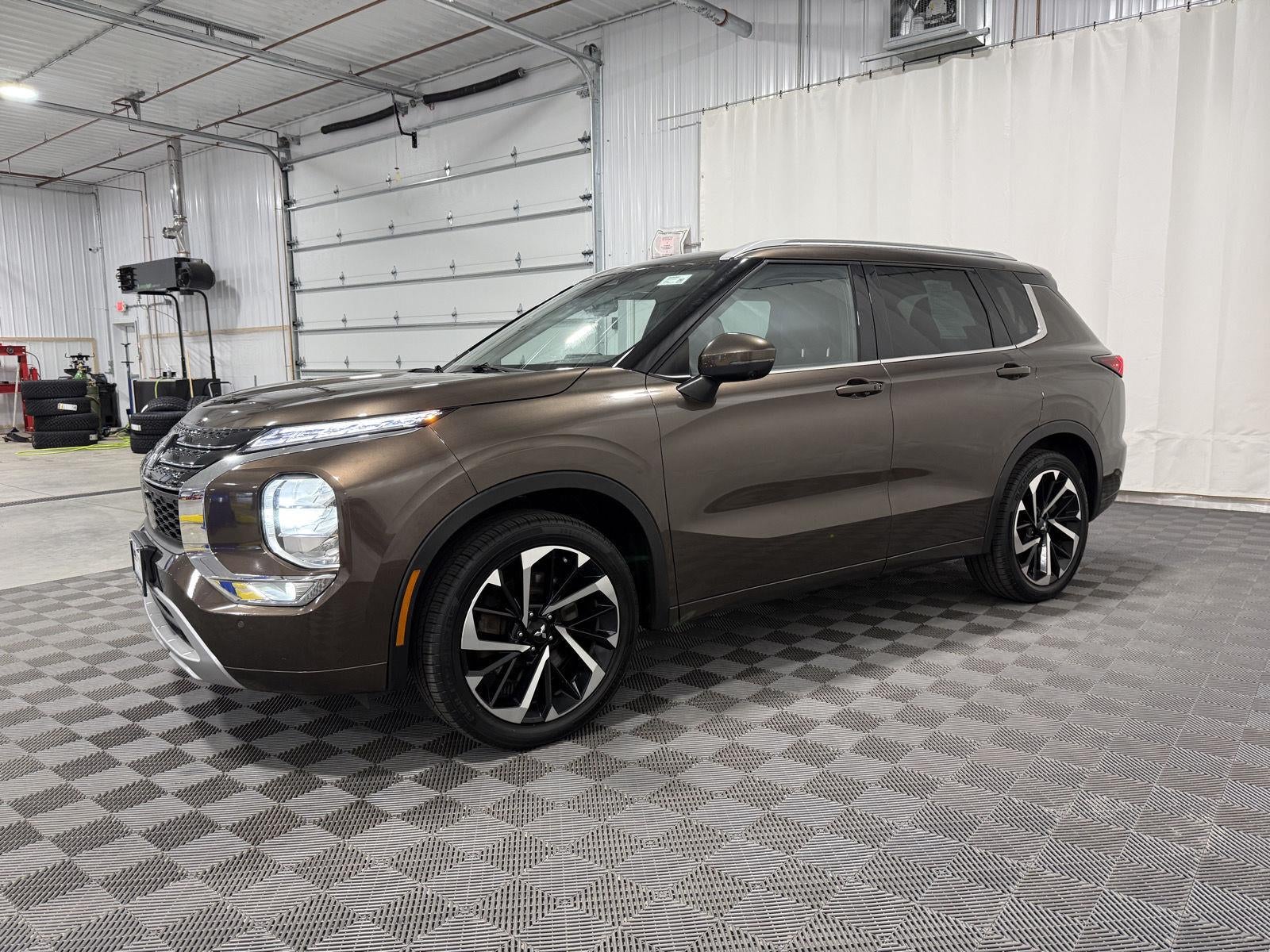 2022 Mitsubishi Outlander SEL Special Edition 2WD