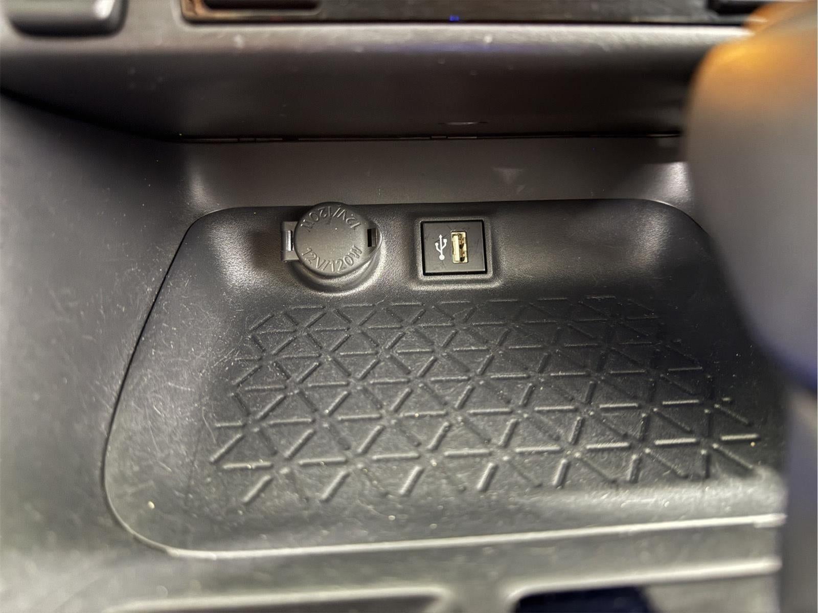 2024 Toyota RAV4 Prime SE