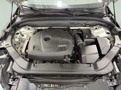2021 Volvo XC60 T6 Momentum