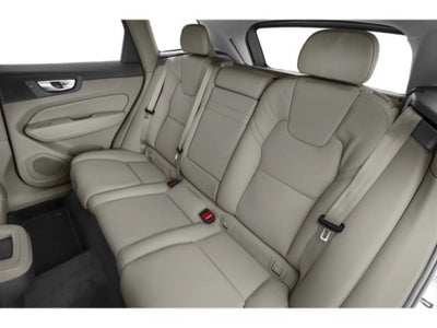 2021 Volvo XC60 T6 Momentum