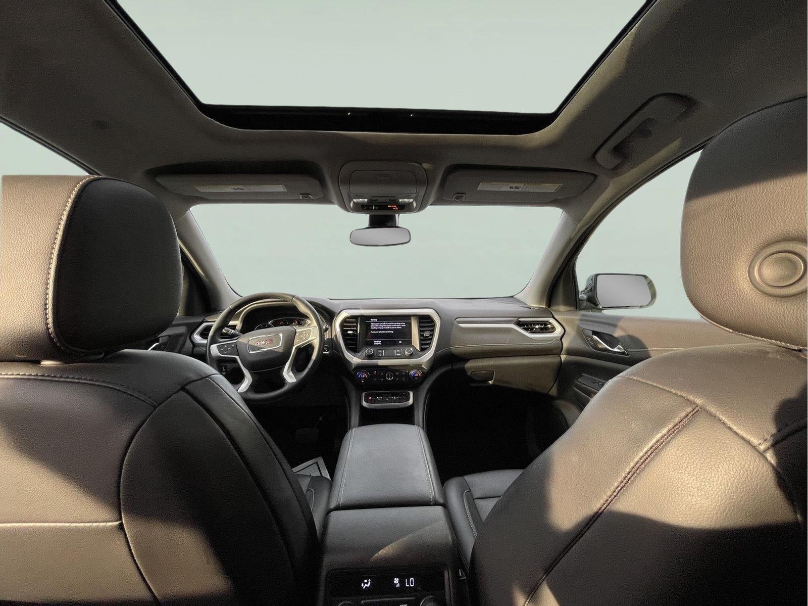 2022 GMC Acadia SLT