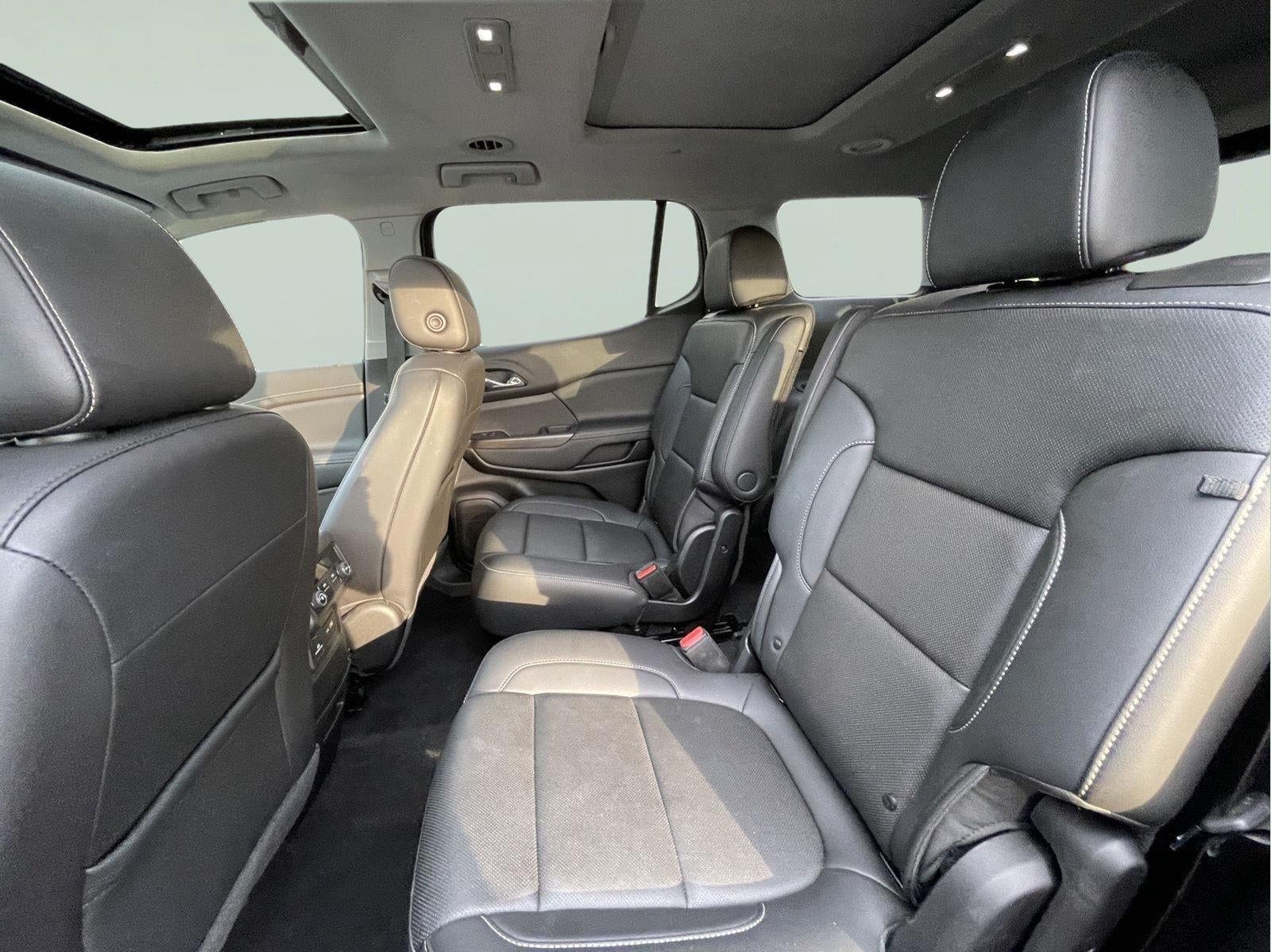 2022 GMC Acadia SLT