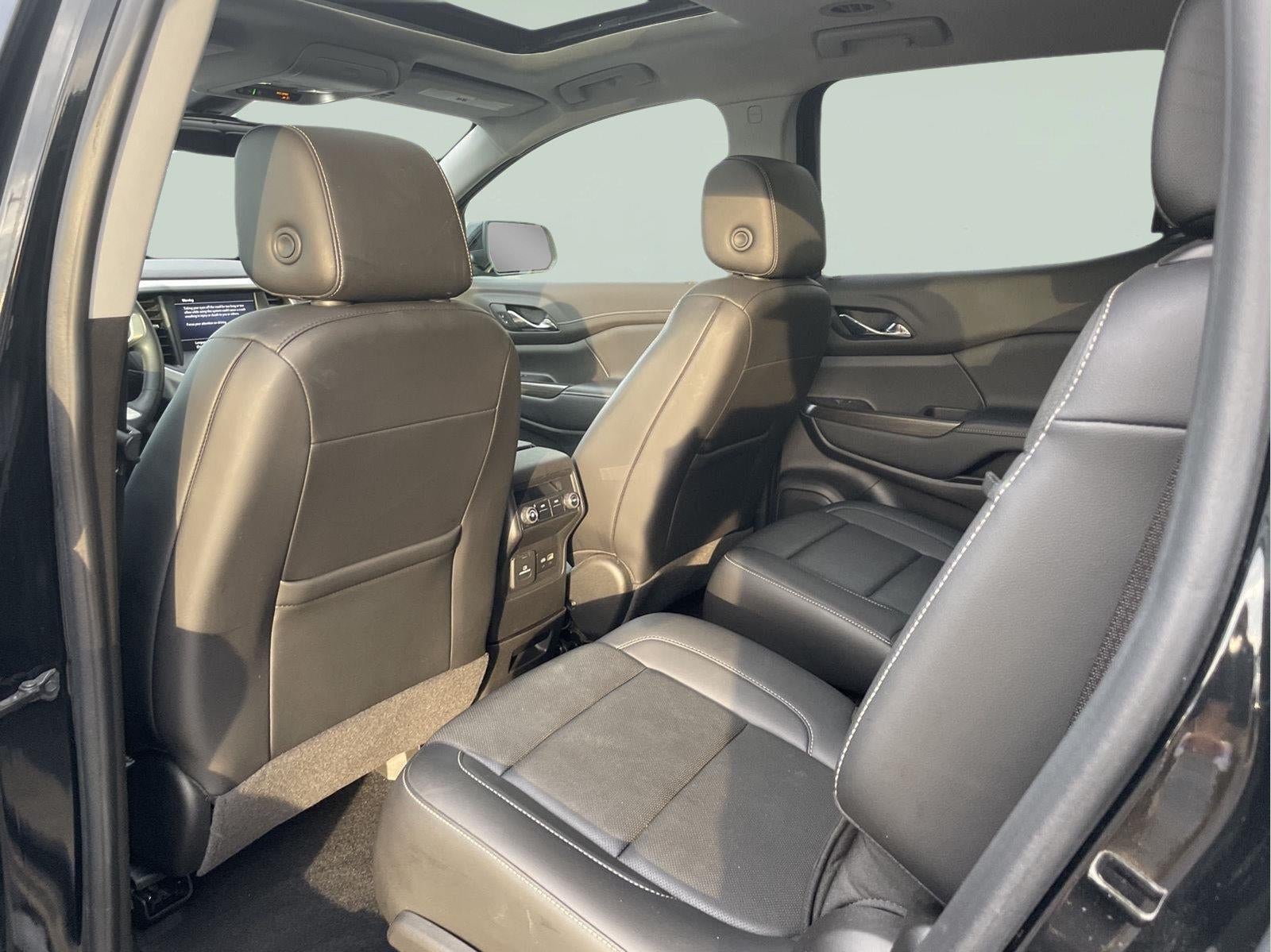 2022 GMC Acadia SLT