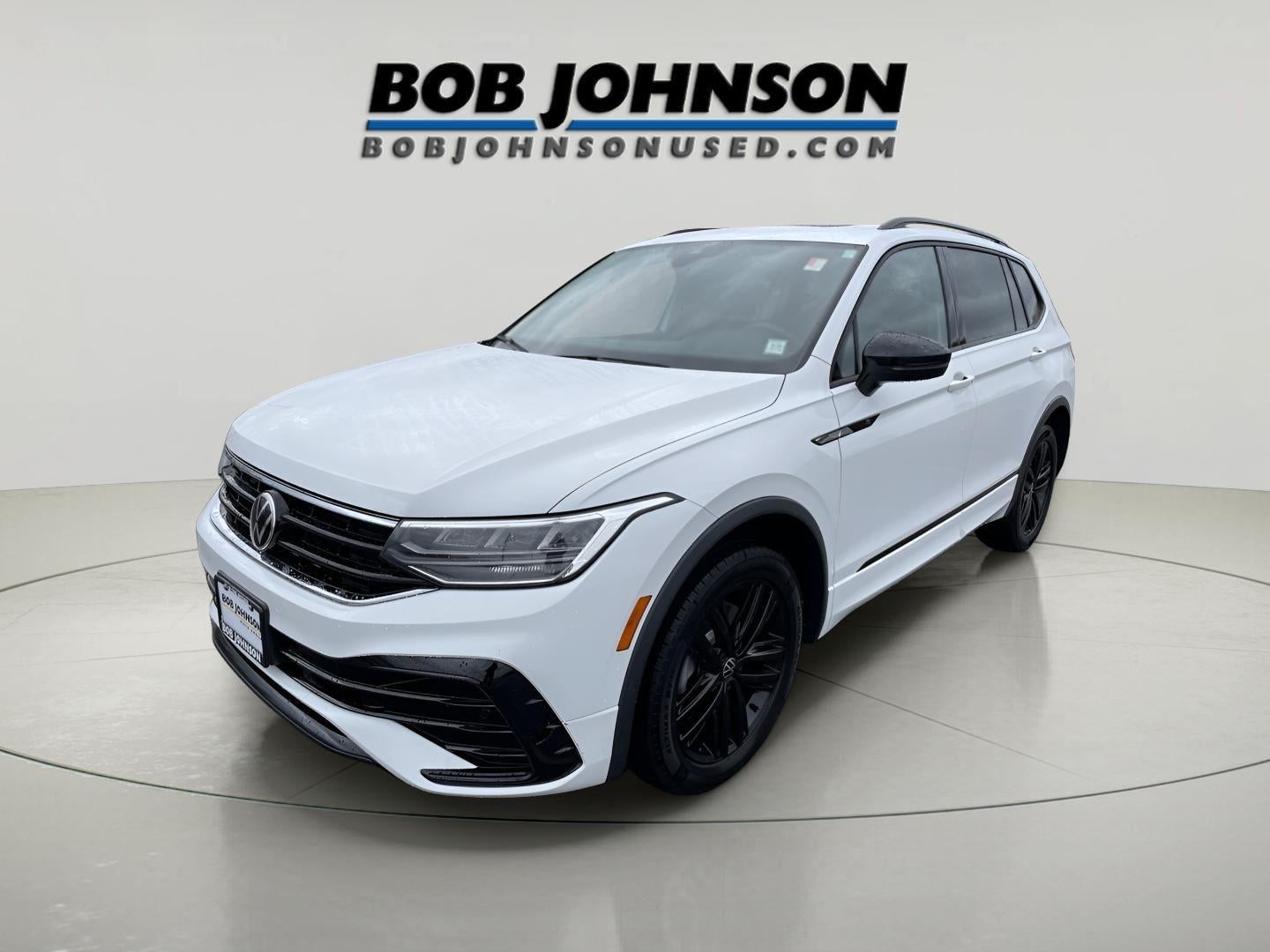 2022 Volkswagen Tiguan SE R-Line Black