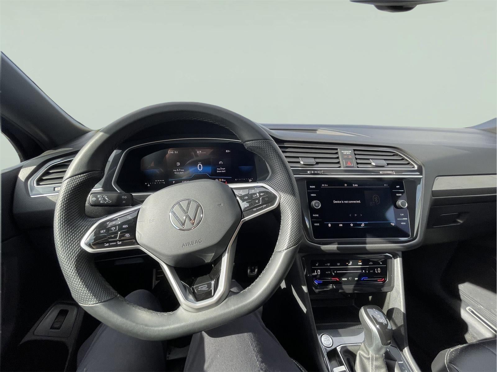 2024 Volkswagen Tiguan SE R-Line Black