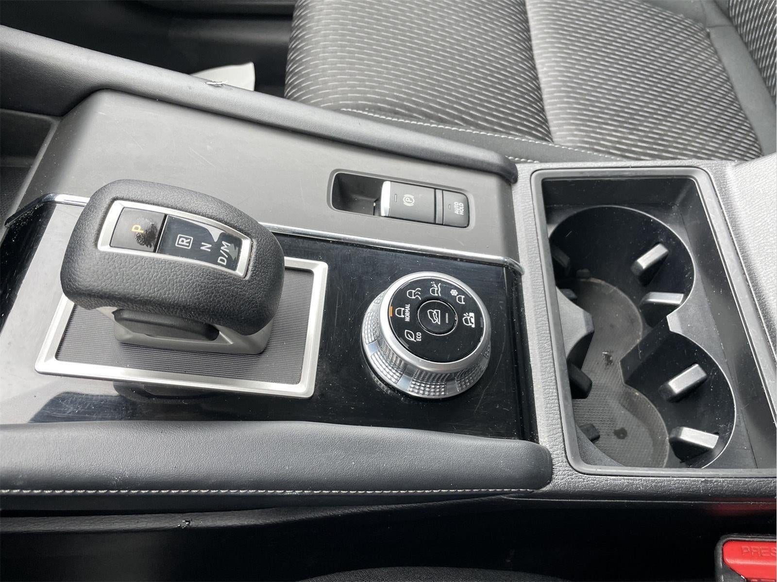 2022 Mitsubishi Outlander ES