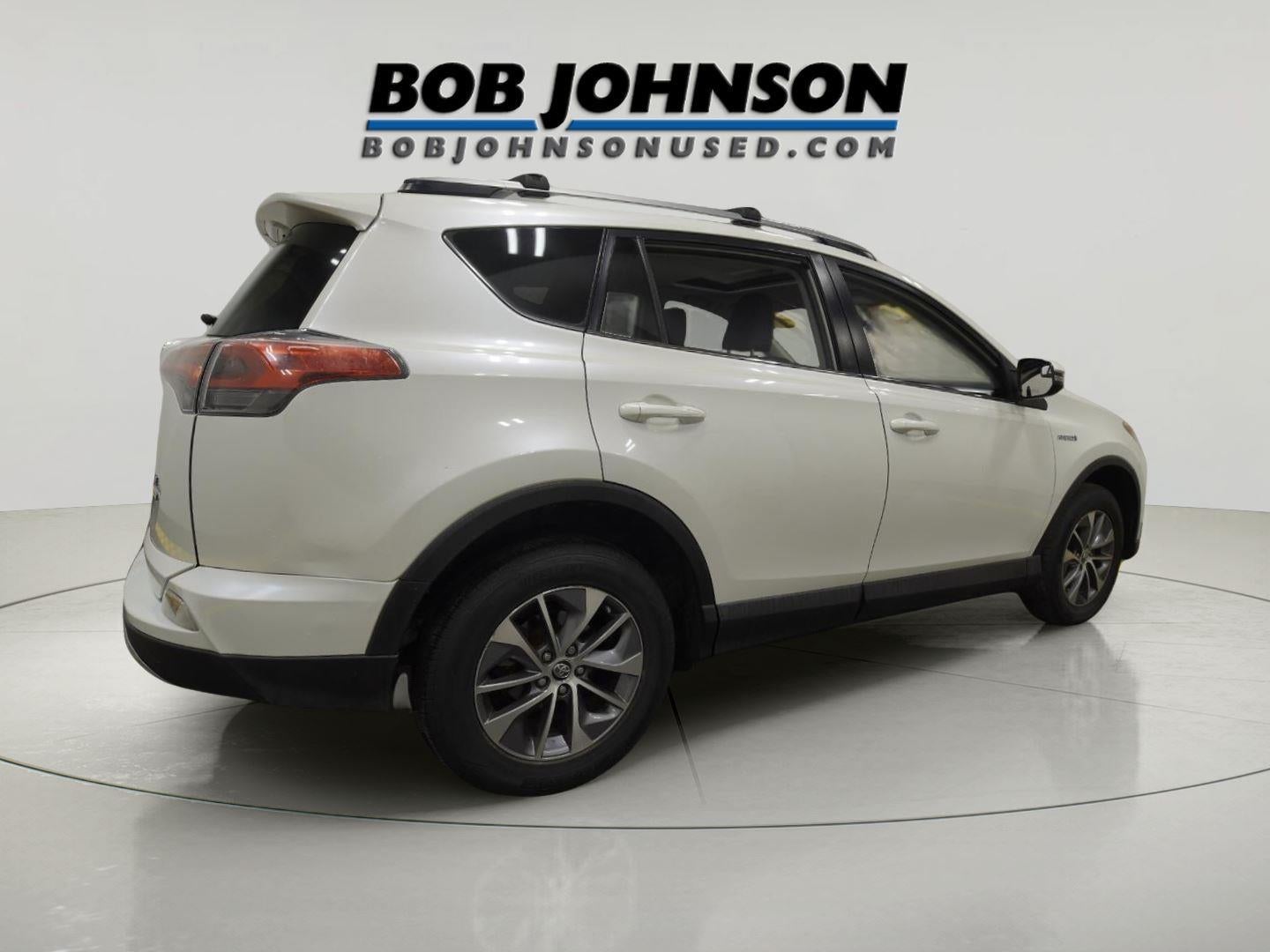 2017 Toyota RAV4 Hybrid XLE