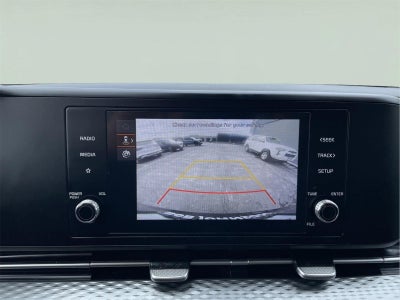 2023 Kia Carnival LX