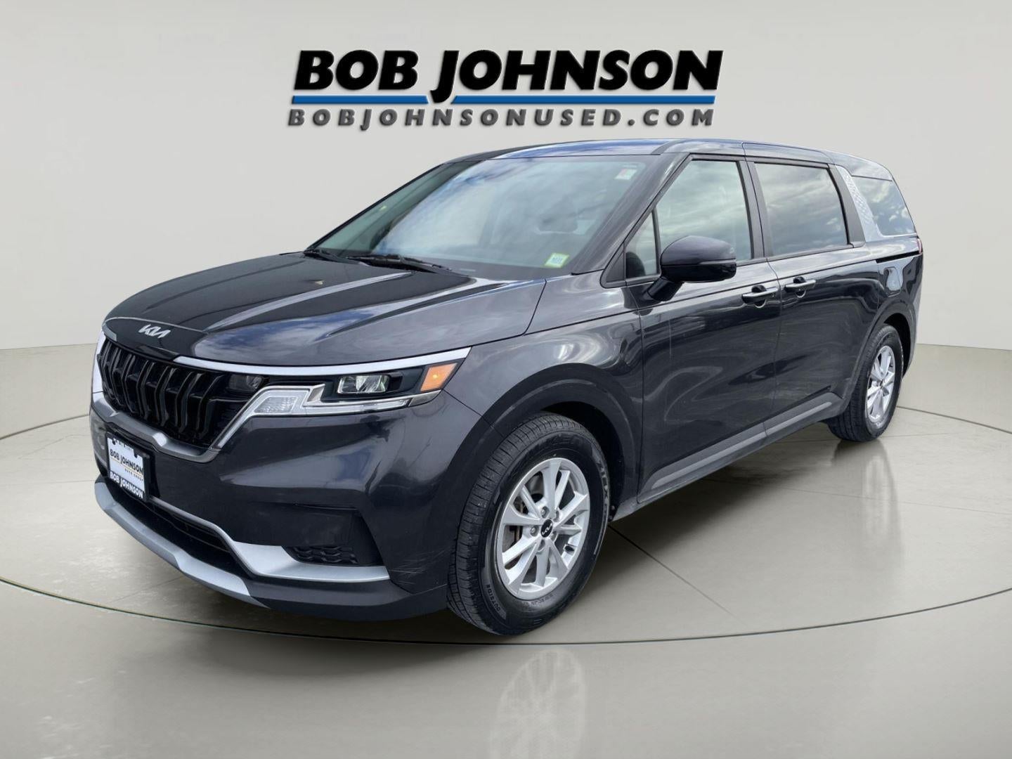 2023 Kia Carnival LX