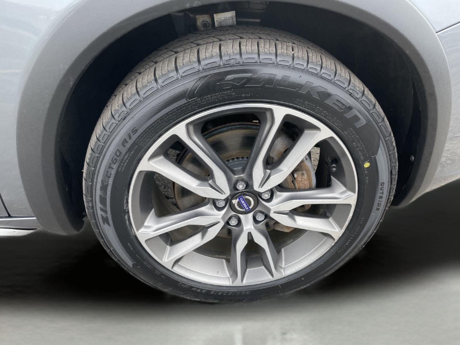 2017 Volvo S60 Cross Country SEDAN