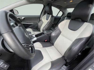 2017 Volvo S60 Cross Country SEDAN